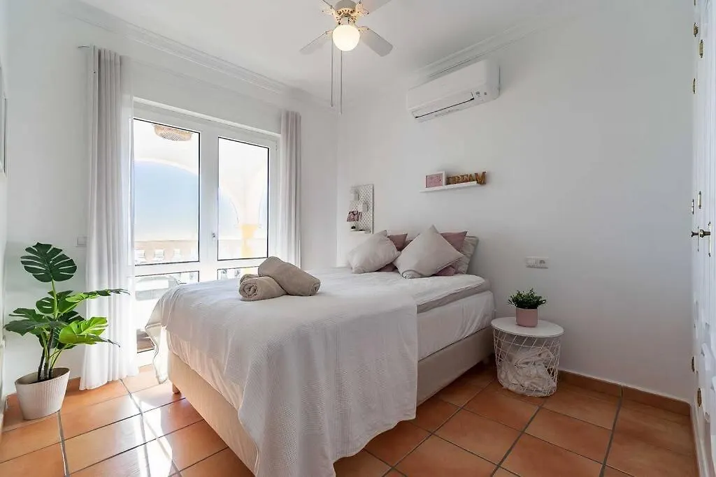 فيلا 87-Townhouse With Stunning Views, ميخاس إسبانيا